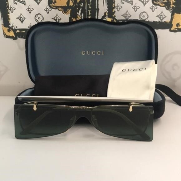 New Authentic Gucci GG0363S 001 Gold Flip-Up Rectangular Sunglasses Green Lenses - Picture 5 of 13